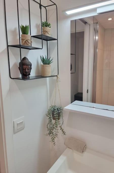 Nalan Orrygeois, Spa, Sauna, Proche Asterix Экстерьер фото